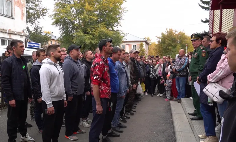 Первые мобилизованные граждане отправляются в воинские части из Барнаула