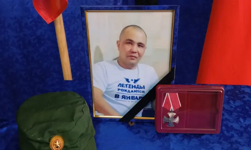 С бойцом СВО простились в Михайловском районе
