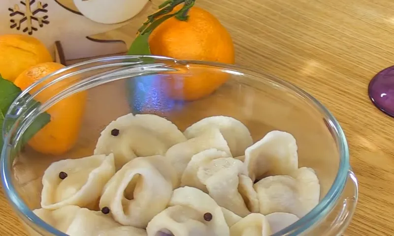 Семья в Красноярском крае отравилась пельменями и курицей: четверо детей погибли, их родители в тяжелом состоянии