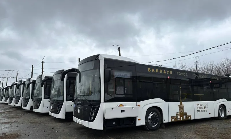 Приемка новых автобусов завершилась в Барнауле 