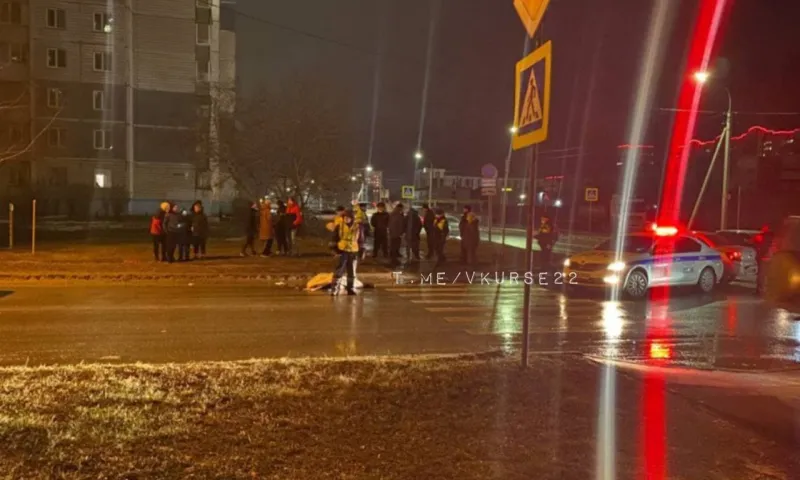 Водитель маршрутки насмерть сбил подростка в Барнауле