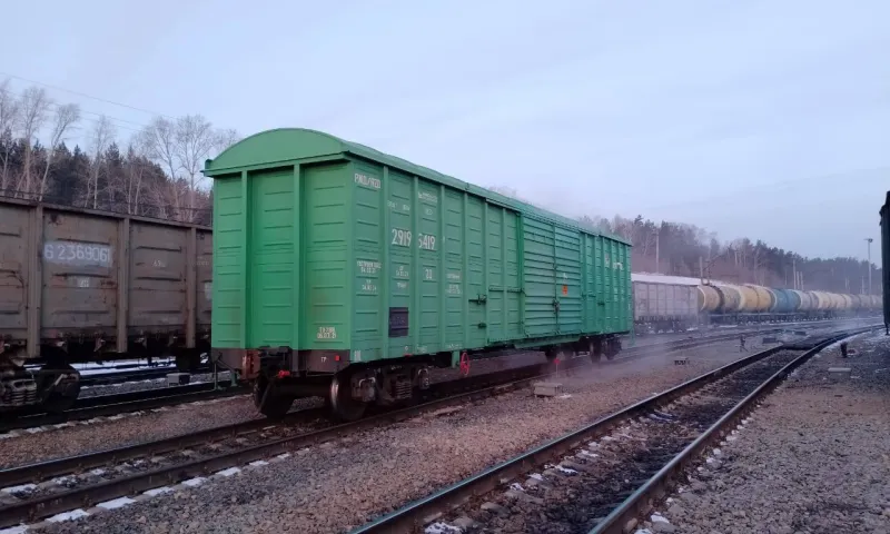 На Западно-Сибирской железной дороге обнаружили утечку соляной кислоты