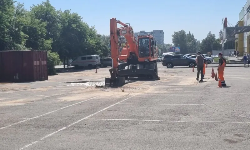 Несколько зданий в Барнауле остались без воды из-за аварии