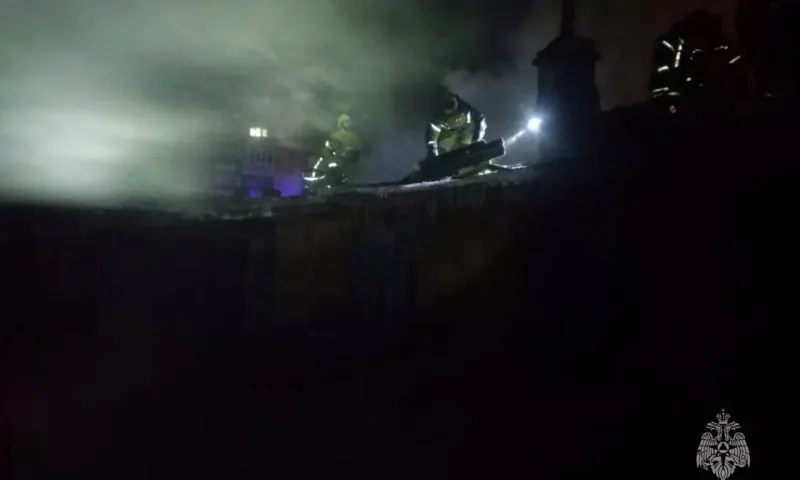 В Барнауле при пожаре в частном жилом доме погиб мужчина