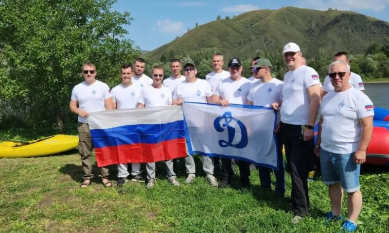Динамовцы Алтайского края сплавились по реке Чарыш