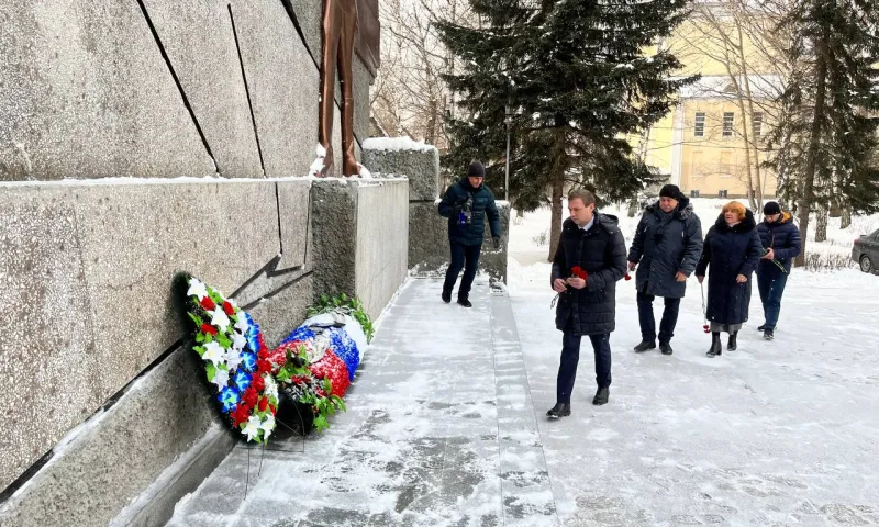В Бийске почтили память погибших и без вести пропавших воинов
