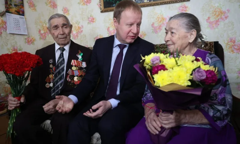 Президентскими медалями удостоена супружеская пара из Новоалтайска