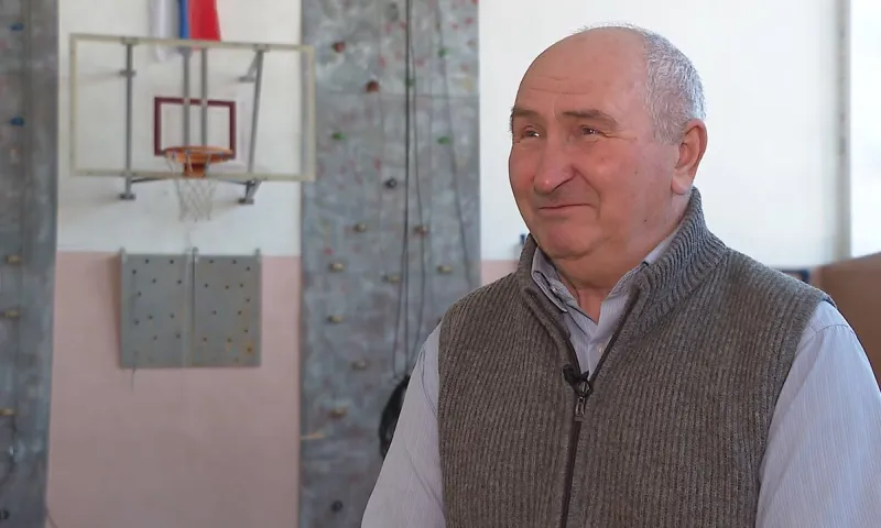 Наставники: тренер по туризму клуба «Арго» Александр Каракчеев