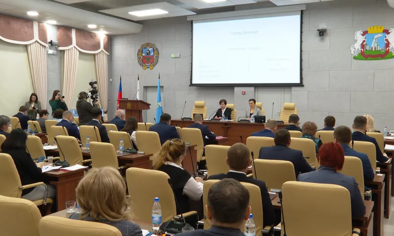 Кандидатуры новых глав самых крупных районов утвердили в Барнауле
