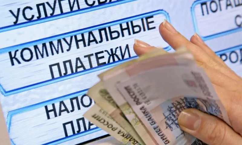 Имущество шести неплательщиков за услуги ЖКХ арестовали в Барнауле