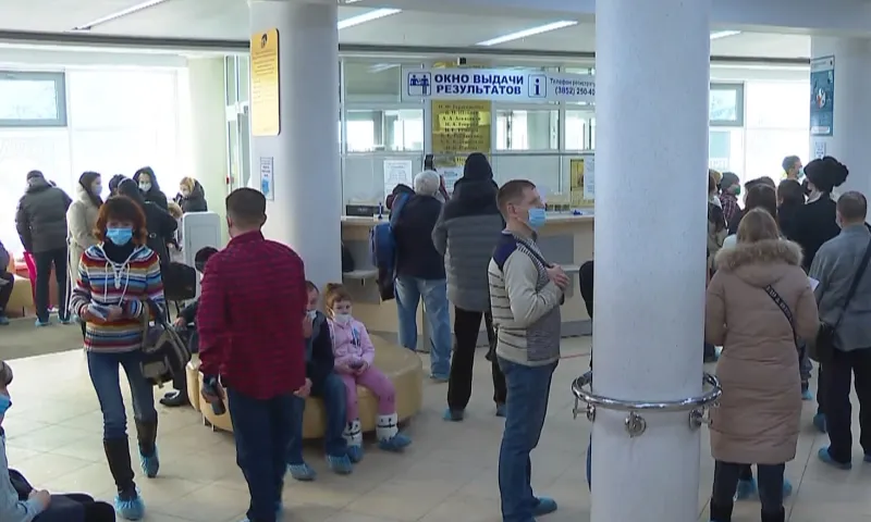  Очередь на получение талонов в медицинские центры Алтайского края сократилась в два раза