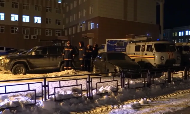 Барнаульский пожарно-спасательный отряд ликвидировал условный пожар в одном  из общежитий технического университета