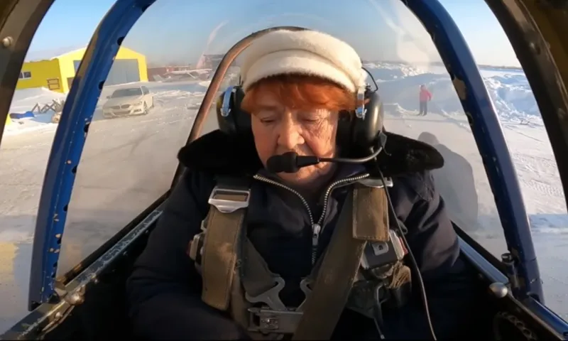 82-летняя российская спортсменка села за штурвал самолёта спустя 40 лет