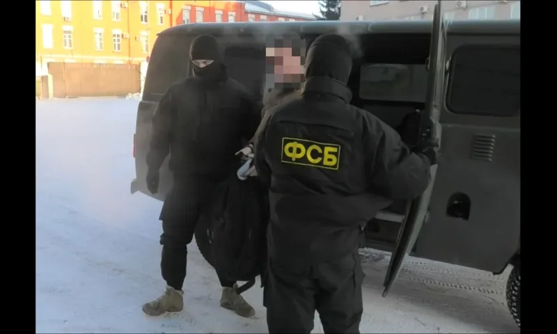 Житель Новоалтайска получил 17 лет колонии за госизмену