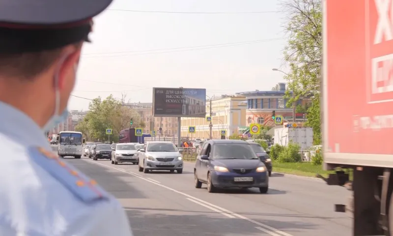 Сотрудники Госавтоинспекции провели рейд по дорогам Барнаула