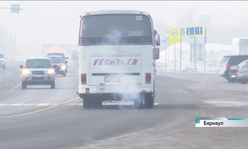 249 нарушений ПДД допустили водители пригородных автобусов Алтайского края в январе 2023 года