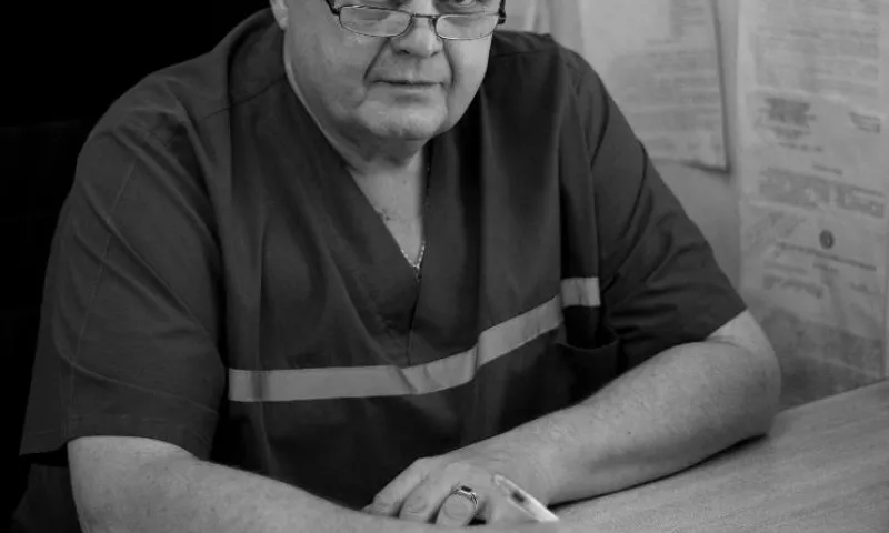 Старший врач станции скорой медицинской помощи Рубцовска умер на 62-м году жизни