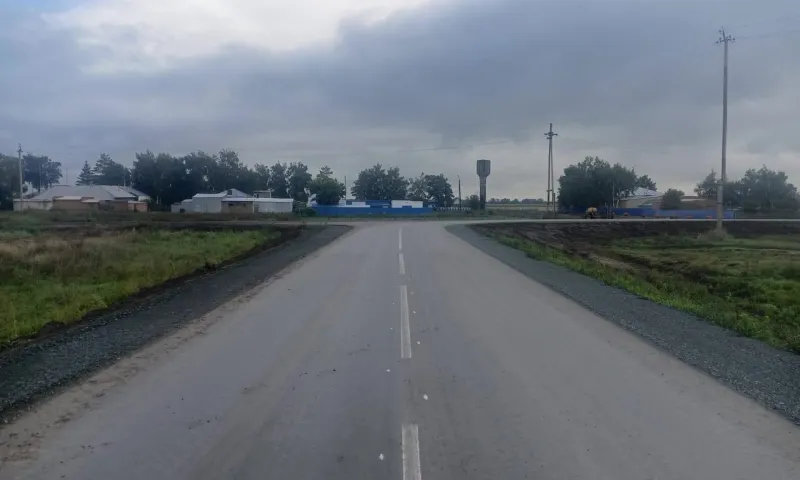 Три километра дороги восстановили в Немецком национальном районе 