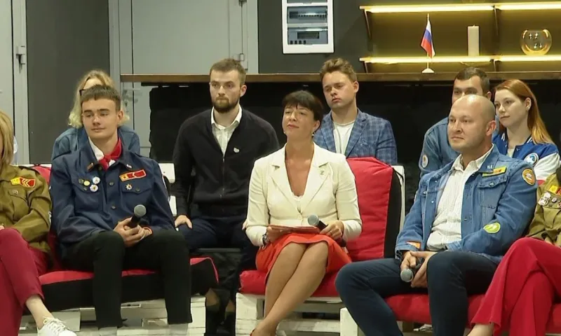 Первый телемост между молодёжью Алтайского края и Славяносербского района Луганской Народной Республики прошёл в Барнауле