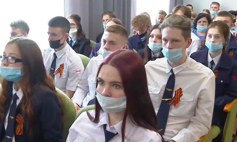 «У них был дух, который делал сильнее». Студентам Сибирского государственного университета путей сообщения представили фильм с воспоминаниями железнодорожников-ветеранов ВОВ