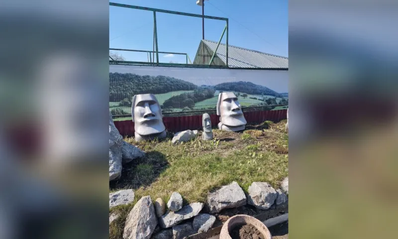 В барнаульском зоопарке появились необычные статуи