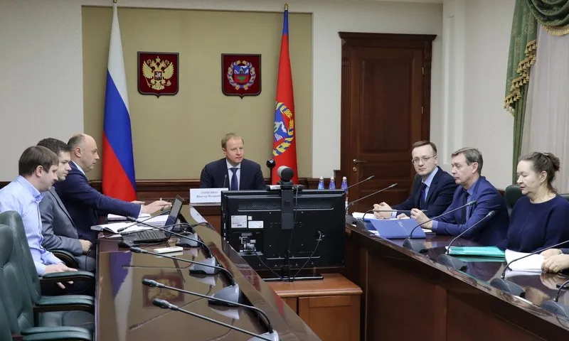 Губернатор Алтайского края Виктор Томенко принял участие в видеоселекторном совещании Счетной палаты России