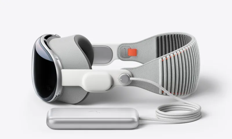 Очки смешанной реальности Apple Vision Pro начали продавать в России