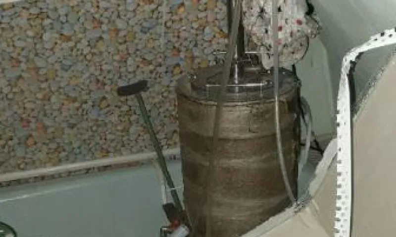 Сдетонировали пары спирта. В алтайском селе взорвался самогонный аппарат