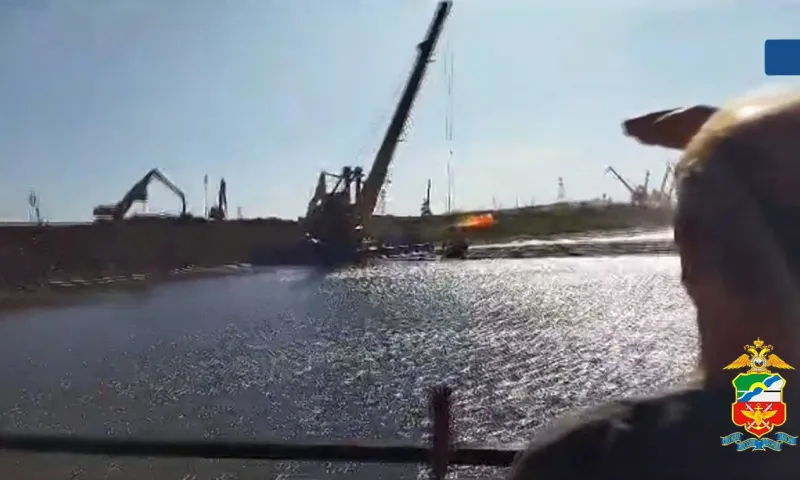 Гидросамолет потерпел крушение во время взлета в Сибири