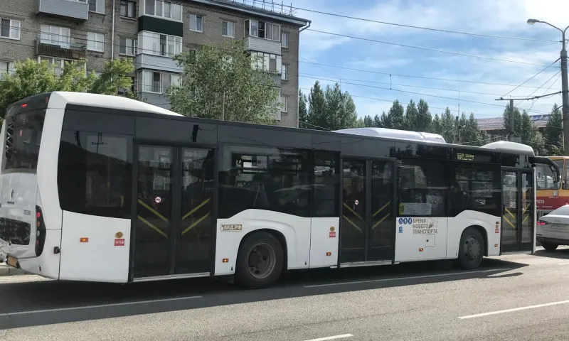 Новые автобусы № 10 вышли на маршруты в Барнауле 