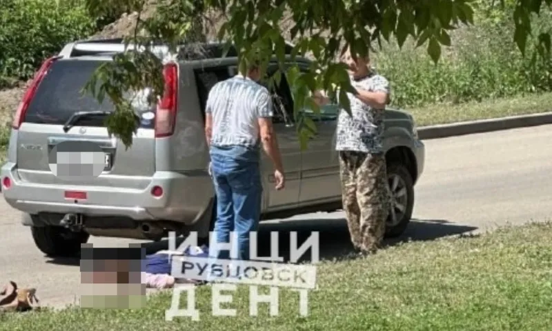 Автомобиль насмерть сбил пенсионерку в Рубцовске