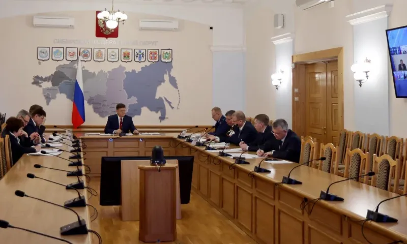 Полпред президента РФ поручил обеспечить надёжность работы коммунальных систем Сибири