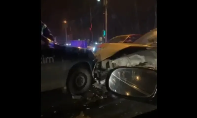 Пьяный лихач устроил тройное ДТП в Барнауле