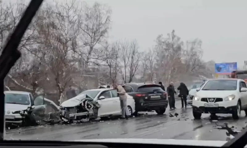 Массовое ДТП произошло в Барнауле