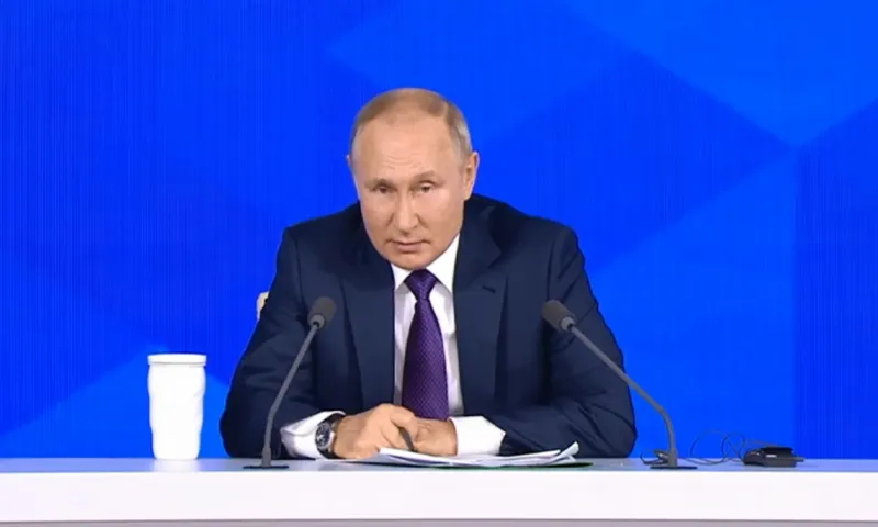 Журналистка из Алтайского края задала вопрос на пресс-конференции Владимира Путина
