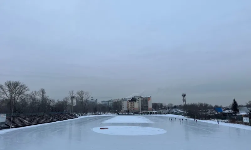 Самый большой каток Алтайского края откроется завтра в Барнауле