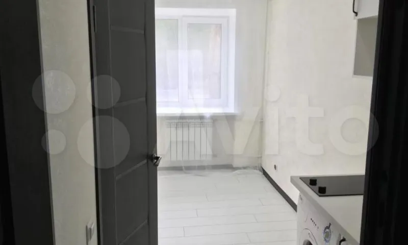 Крошечную квартиру-студию продают в Барнауле