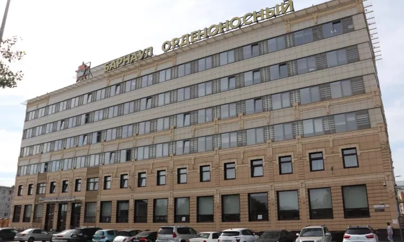 В администрации Барнаула рассказали об организации движения личного транспорта на период ремонта путепровода