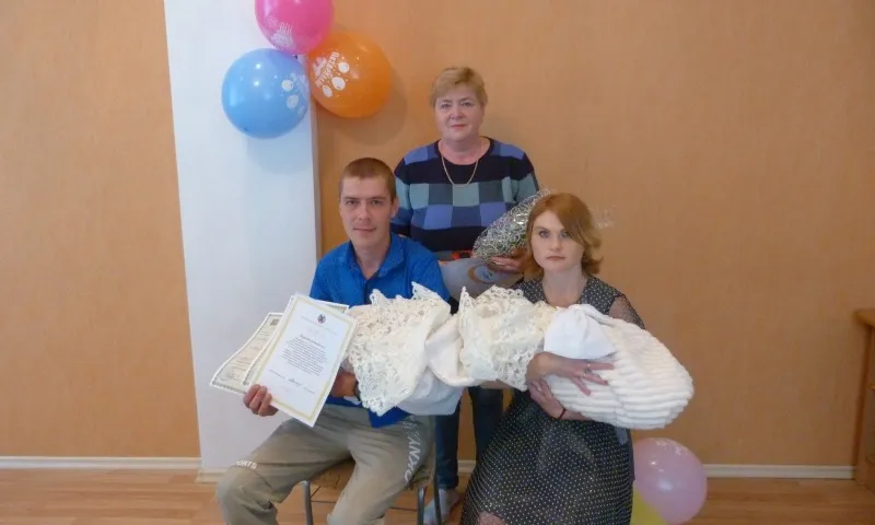 Папины дочки: в Егорьевском районе зарегистрировали рождение первой двойни в этом году