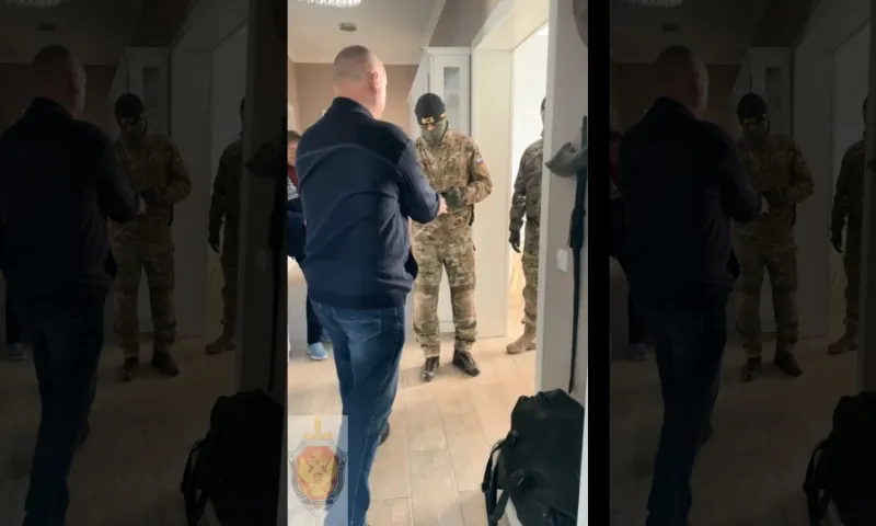 Директору регионального филиала ПАО с госучастием предъявлено обвинение по факту получения взятки в особо крупном размере 