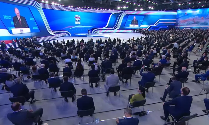 Алтайский край в Госдуме могут представлять новые лица: чем запомнился юбилейный съезд партии власти