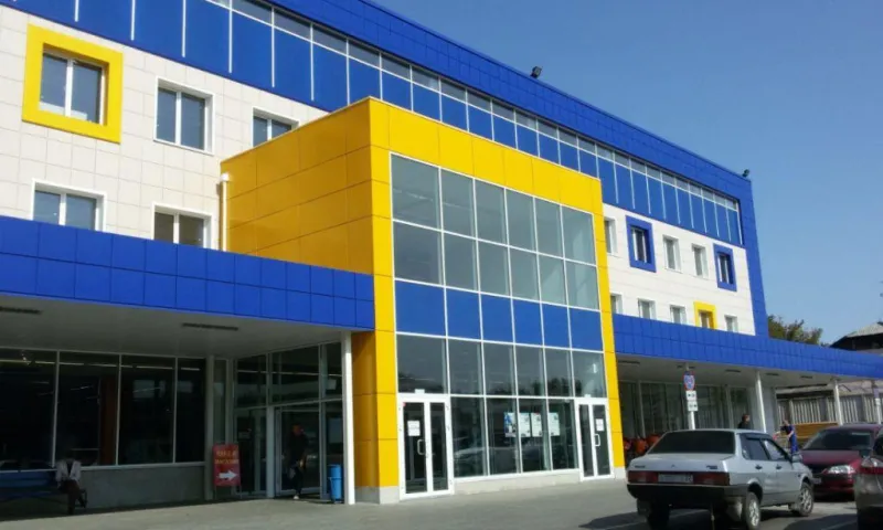В строительном гипермаркете Барнаула сработала пожарная сигнализация