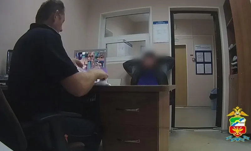 Жителя Алтайского края задержали за дебош на борту самолёта