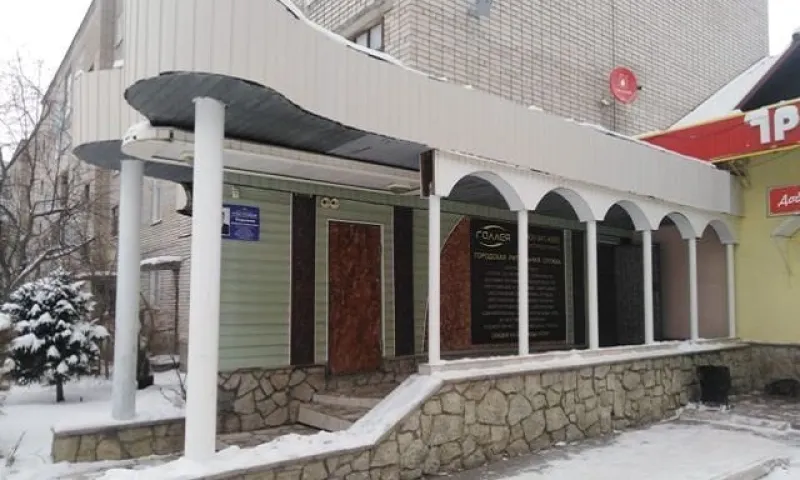 Фото: квартиру с ритуальным магазином продают в Белокурихе
