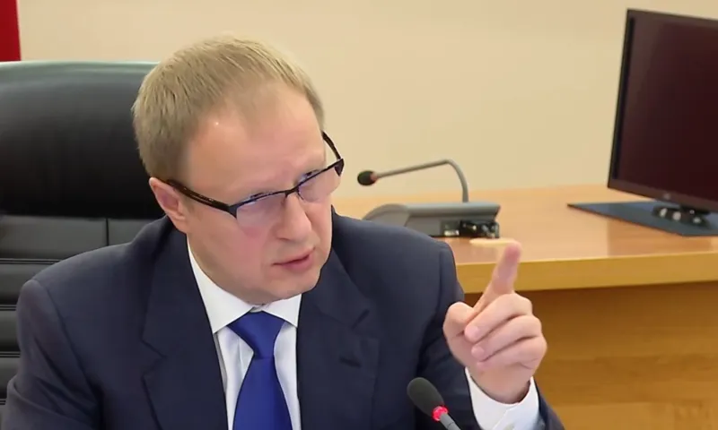 Виктор Томенко поднял вопрос о подготовке к отопительному сезону на заседании правительства края