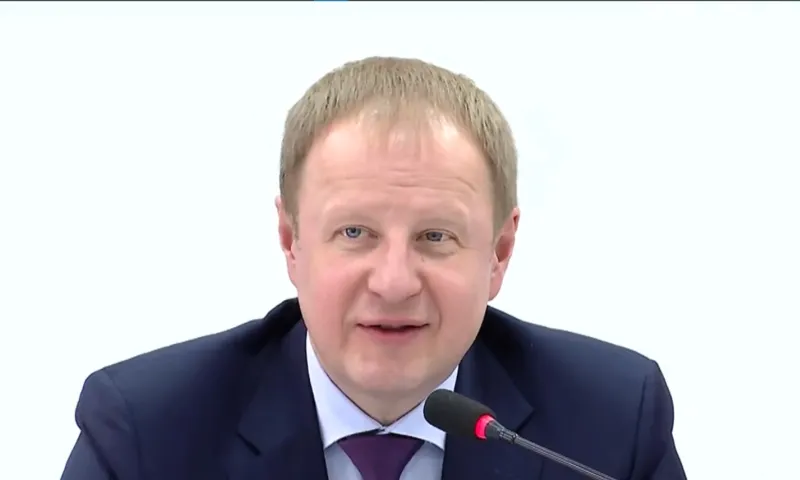 Виктор Томенко посетил с рабочим визитом Немецкий район