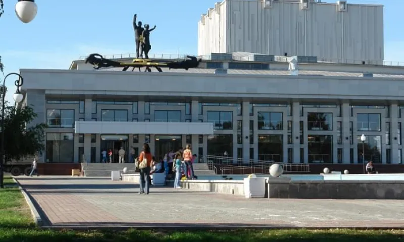 В Алтайской драме подготовили праздничную программу ко Дню театра