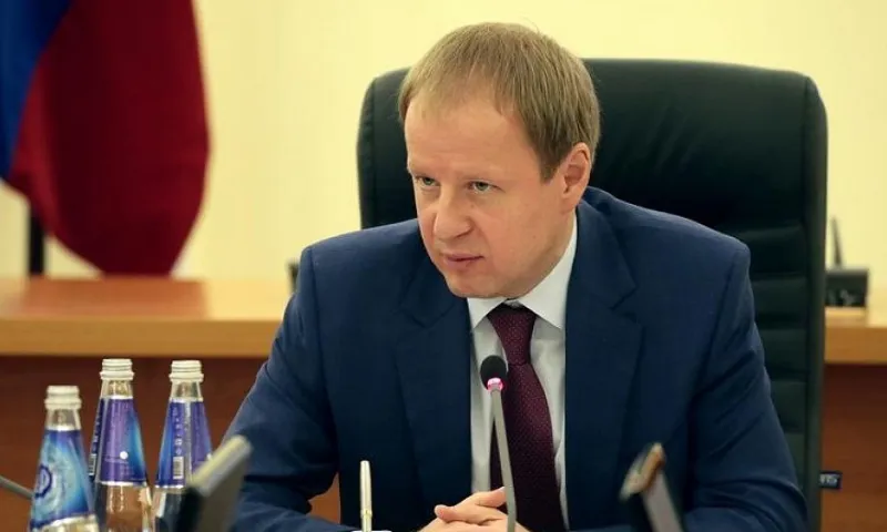Техническое оснащение больниц и поликлиник региона обсудили в правительстве Алтайского края