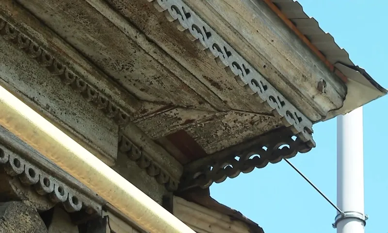 30 волонтёров восстановят дом в историческом центре Барнаула