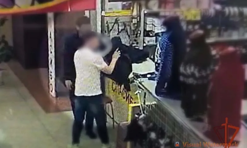 Барнаульца задержали за хищение куртки из крупного магазина